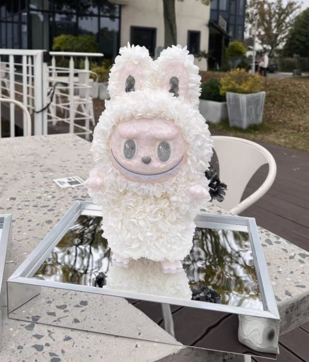 Labubu 繡球永生花