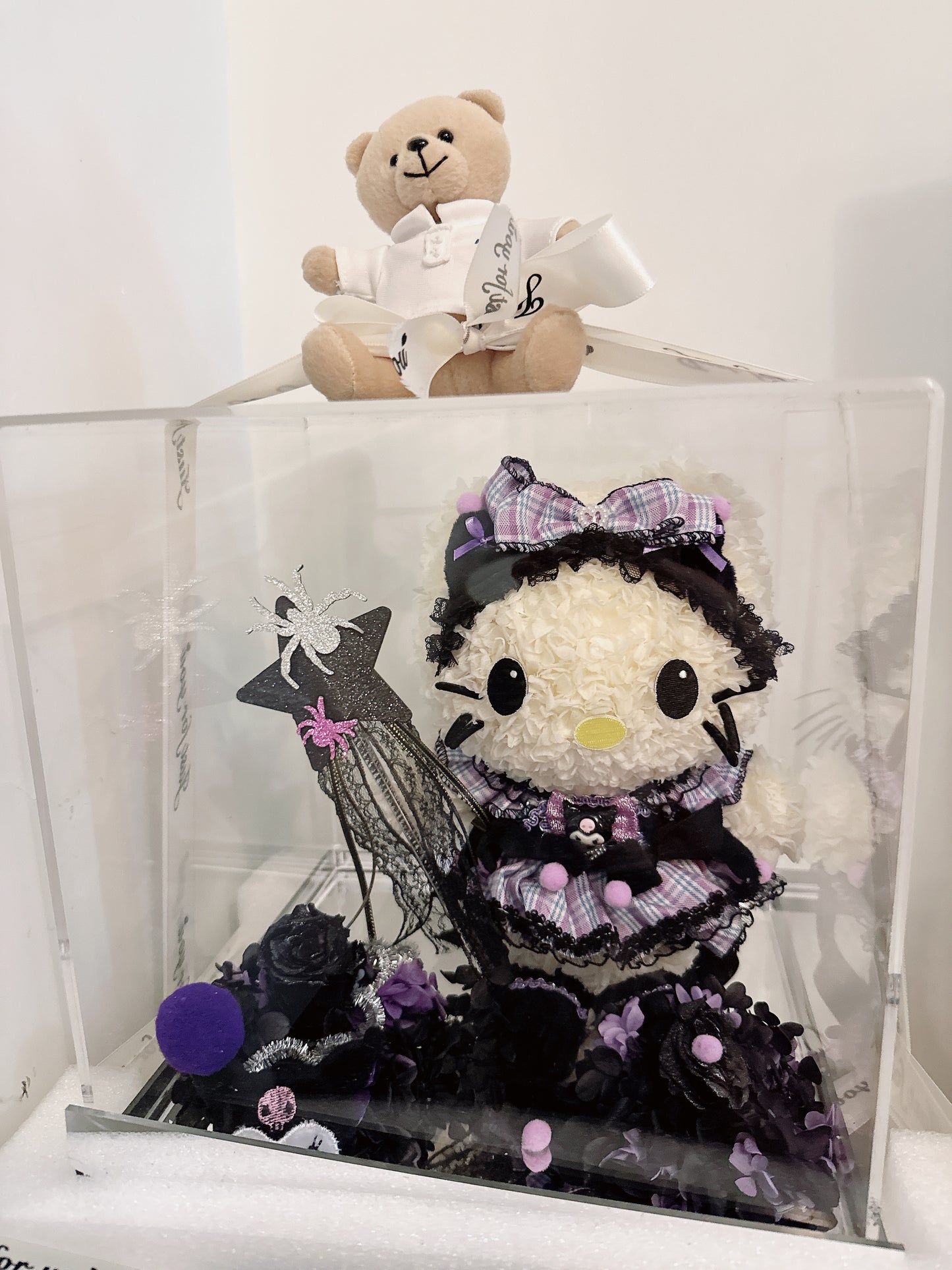 Hello Kitty 繡球永生花