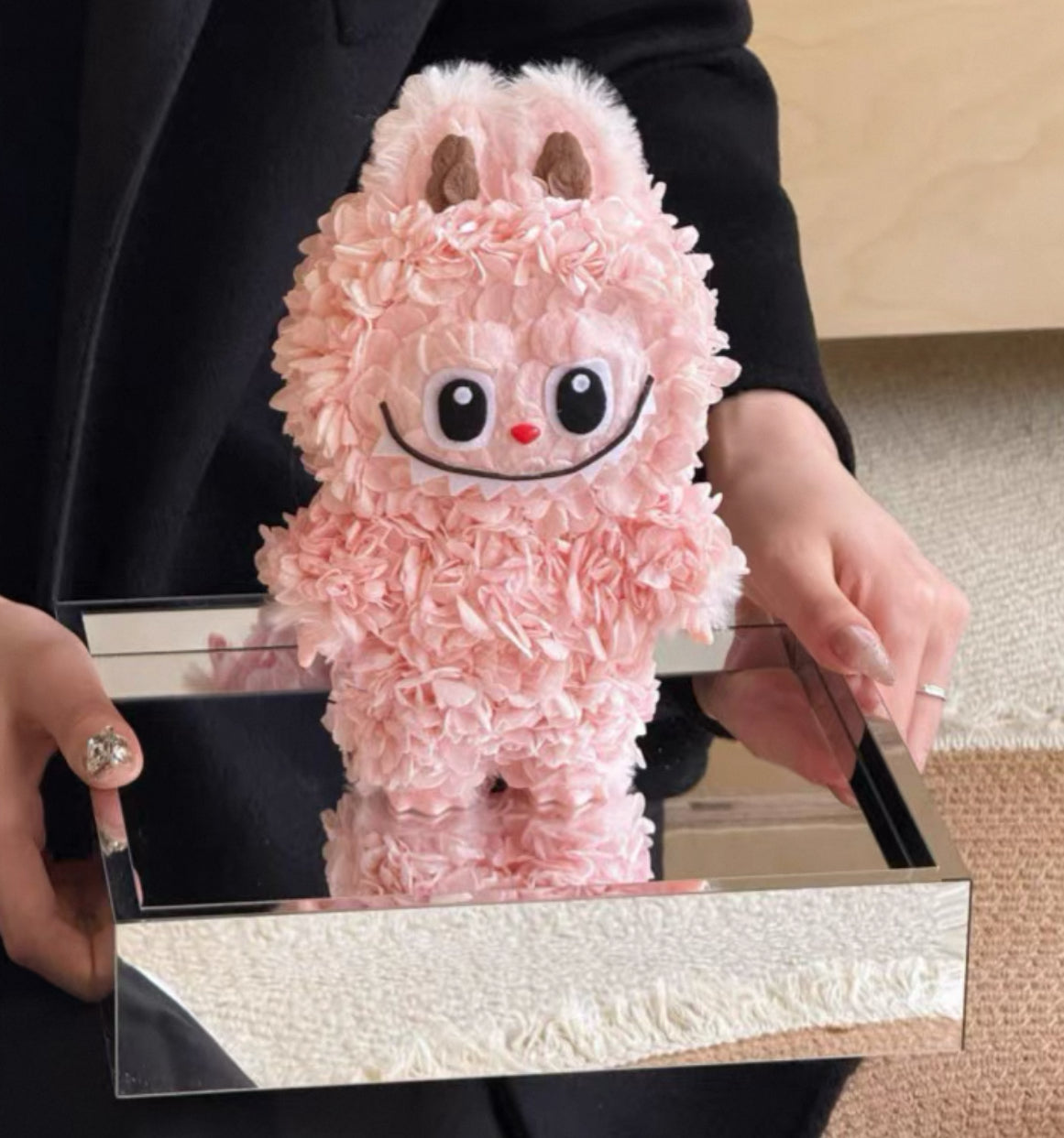 Labubu 繡球永生花