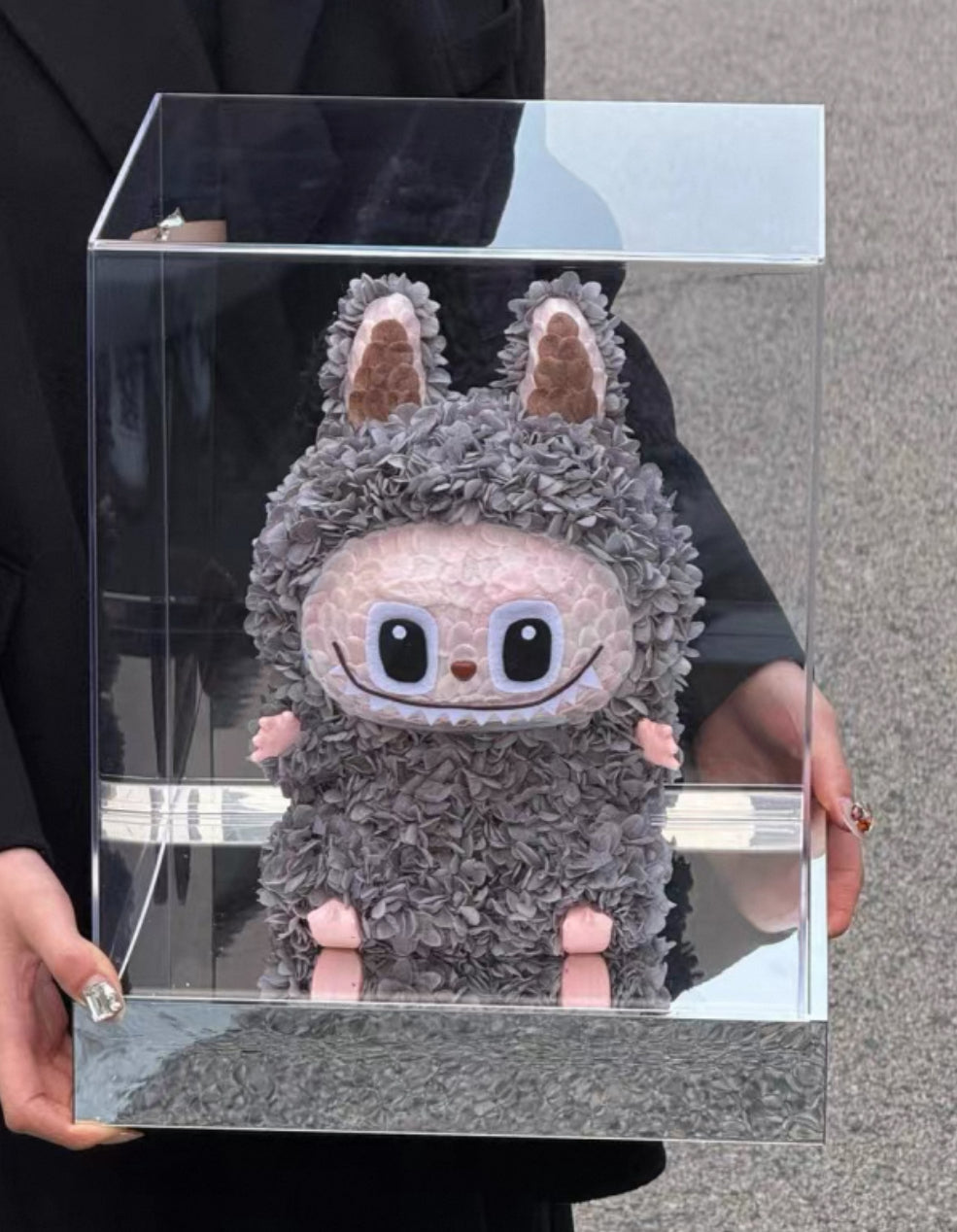 Labubu 繡球永生花