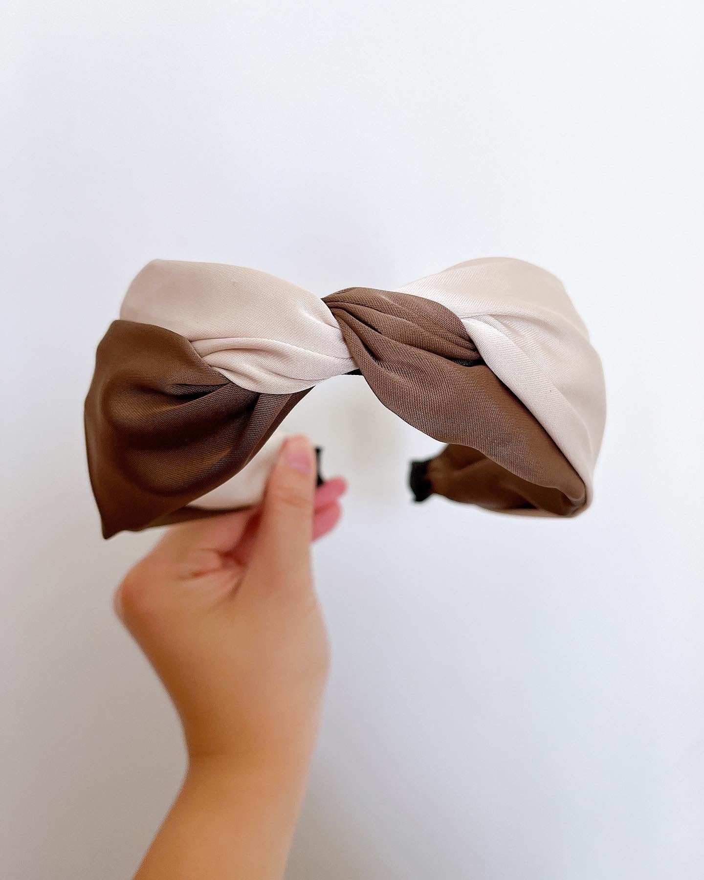 韓式人工髮箍- 山系啡色併珍珠白色髮箍