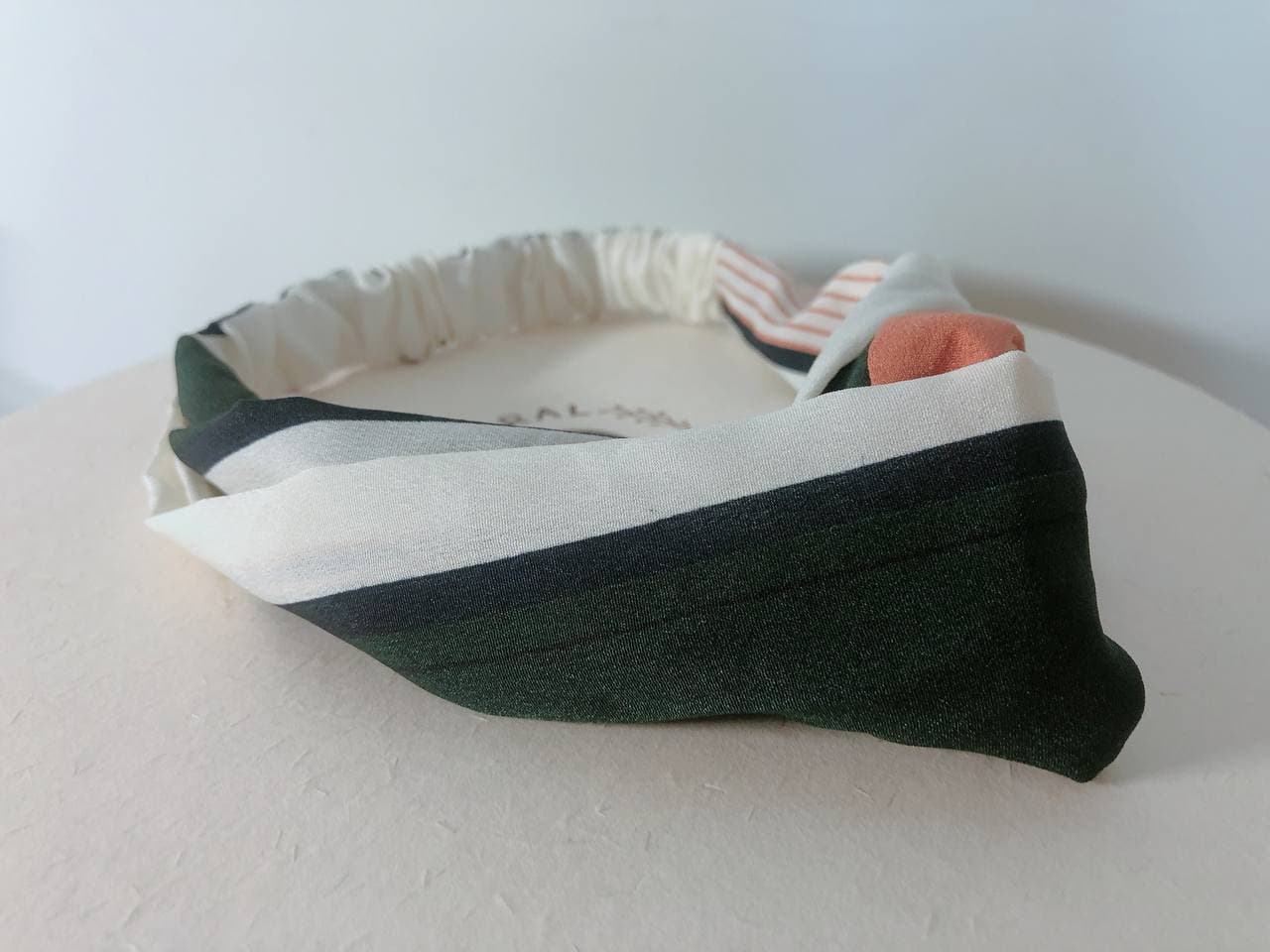 韓式人工髮帶- 墨綠色配粉間條髮帶