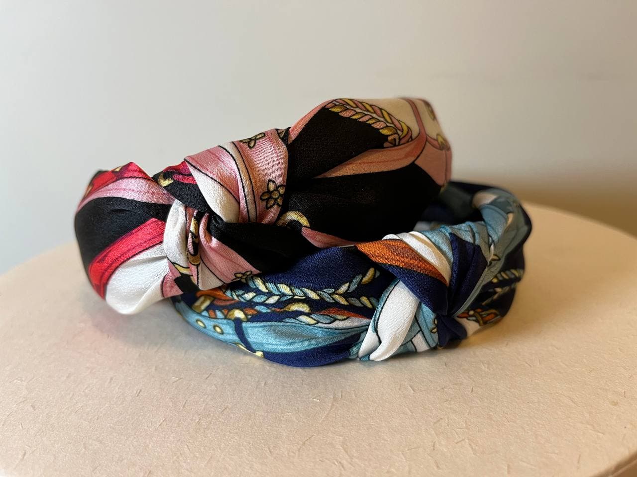 韓式人工髮箍 - 時尚黑底粉紅髮箍