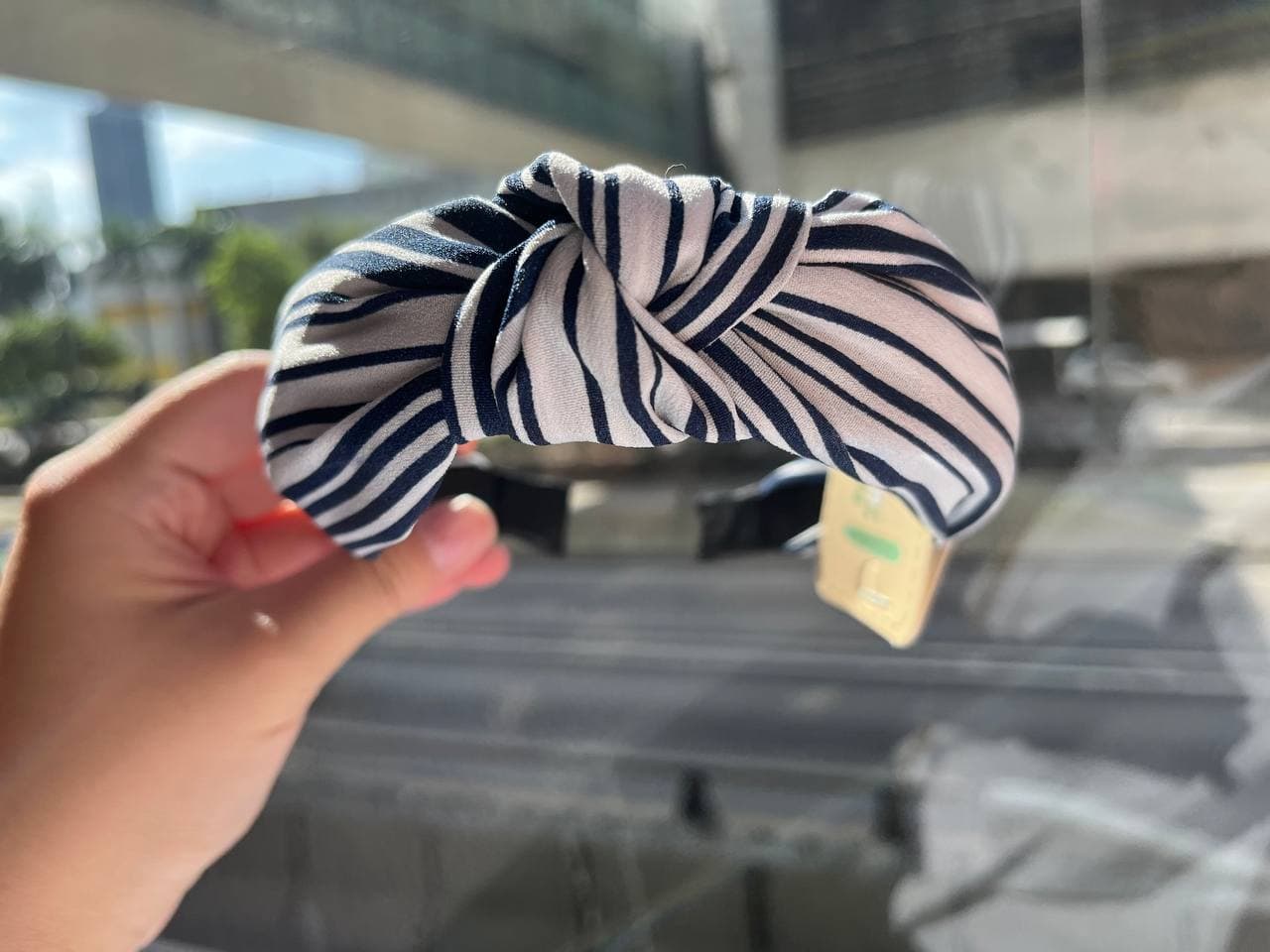 韓式人工髮箍- 白底深藍間條髮箍