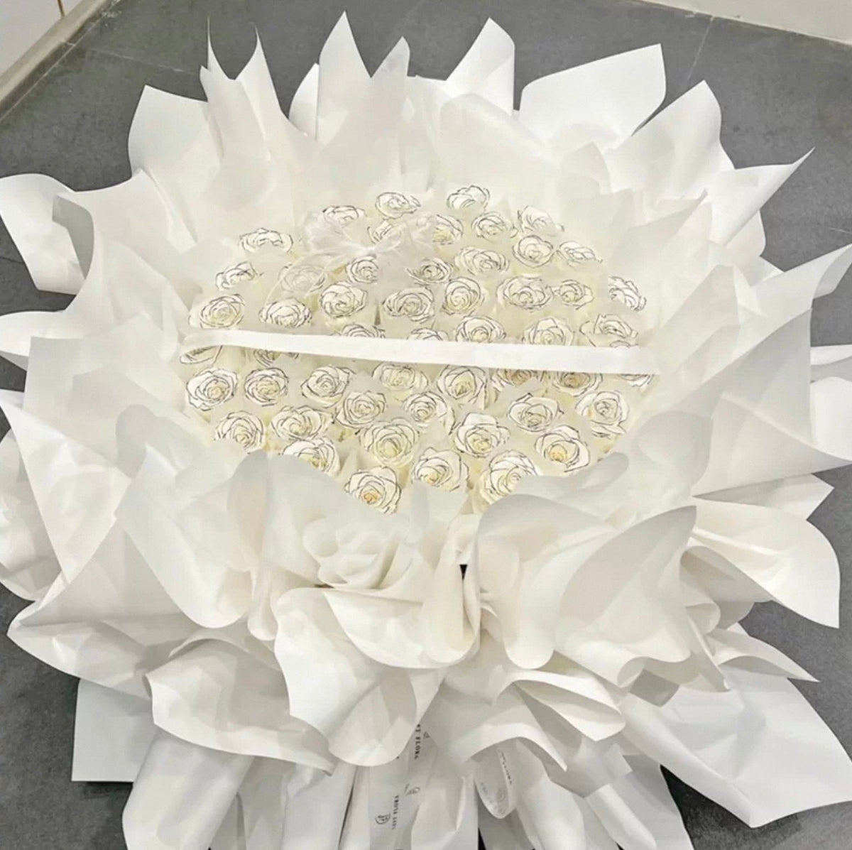 玫瑰永生花花束 (52朵）