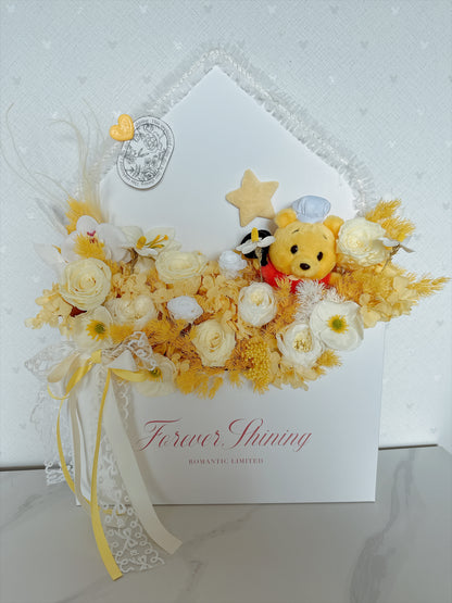 Winnie The Pooh 信封花盒繡球永生花