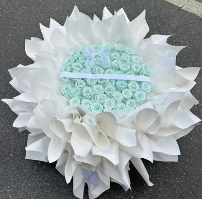玫瑰永生花花束 (52朵）