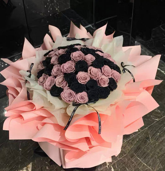 玫瑰永生花花束 (52朵）