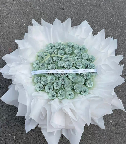 玫瑰永生花花束 (52朵）