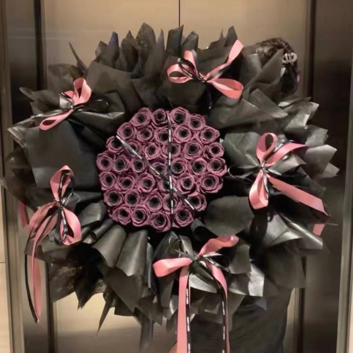 玫瑰永生花花束 (52朵）